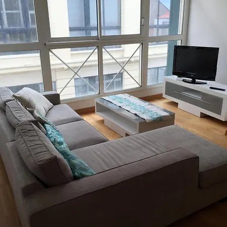 Apartment Grand T2 Proche Avec Wifi, Ascenseur Et Cuisine Equipee - Fr-1-197-135